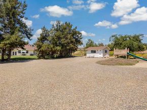 3232 N Twin Oaks Valley Rd, San Marcos CA 92069
