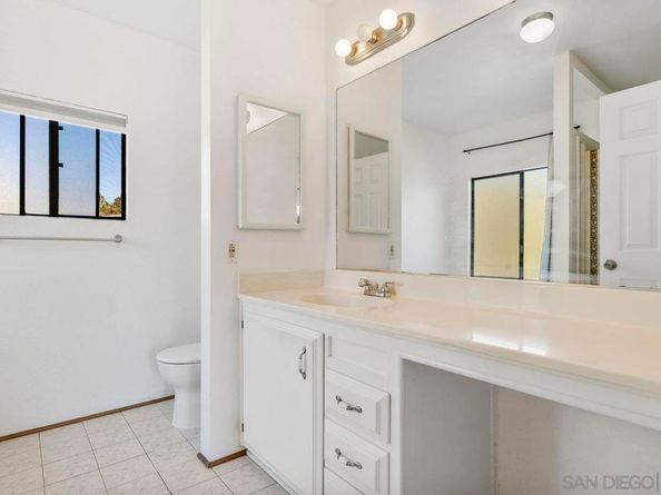 3232 N Twin Oaks Valley Rd, San Marcos CA 92069