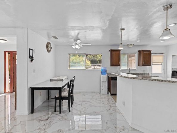 9518 Cypress St, Lakeside CA 92040