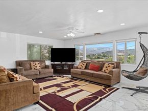 9518 Cypress St, Lakeside CA 92040