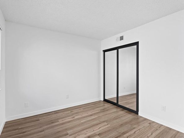 16407 Caminito Vecinos 155, San Diego CA 92128