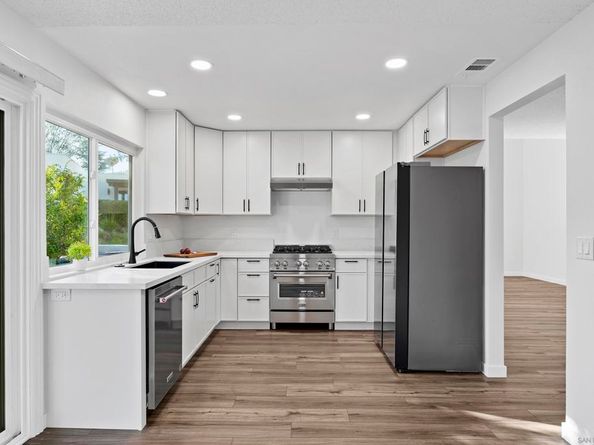 16407 Caminito Vecinos 155, San Diego CA 92128
