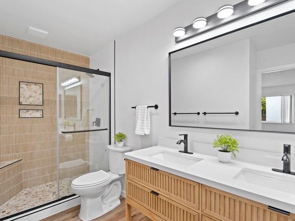 16407 Caminito Vecinos 155, San Diego CA 92128