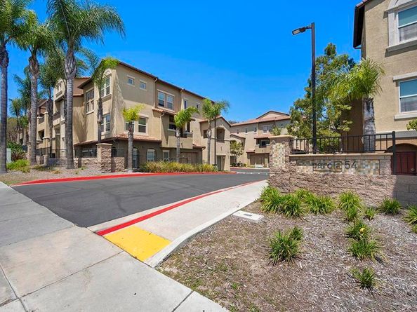 5432 Zeil Place, San Diego CA 92105