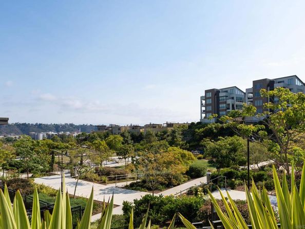 2731 Via Avella, San Diego CA 92108