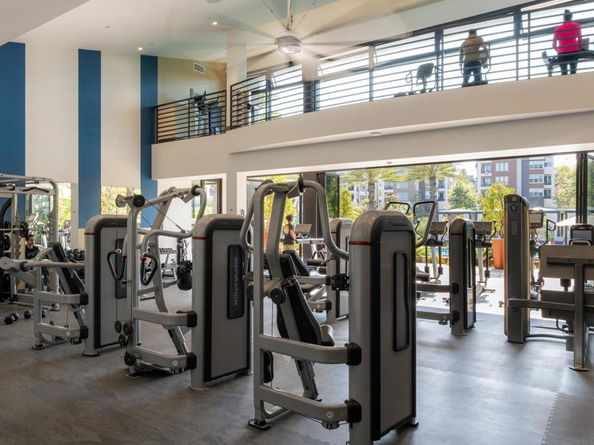 2731 Via Avella, San Diego CA 92108