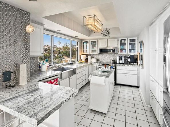 1694 Torrance St, San Diego CA 92103
