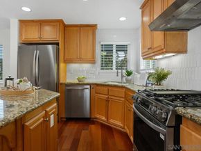 4007 Bluff View Way, Carlsbad CA 92008