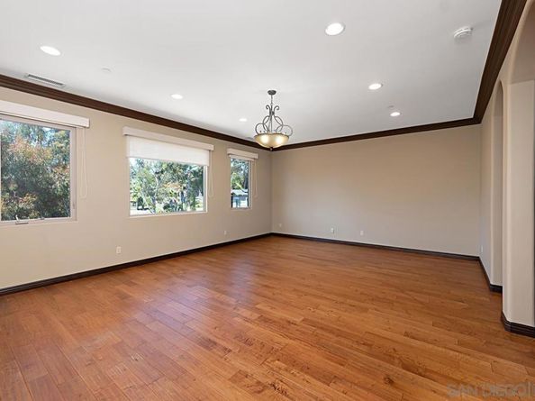 3745 Vista Pointe, Bonita CA 91902