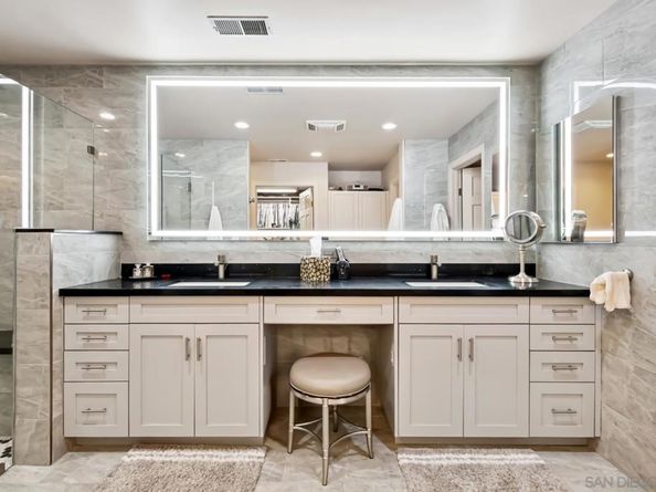 5979 Via Zurita, La Jolla CA 92037