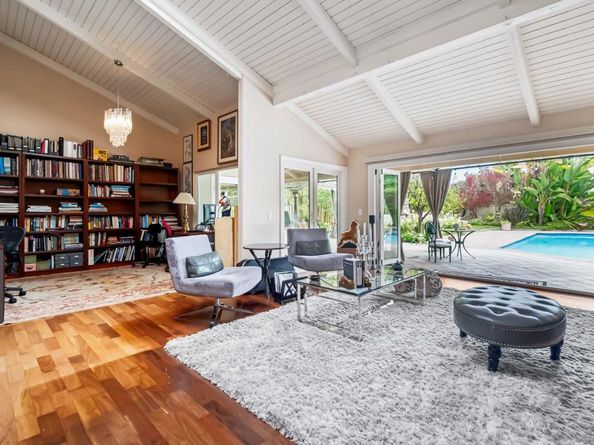 5979 Via Zurita, La Jolla CA 92037