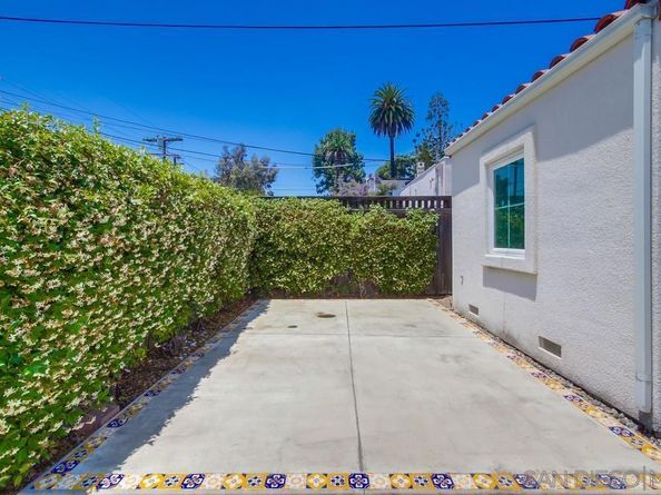 4153 1/2 Adams, San Diego CA 92116