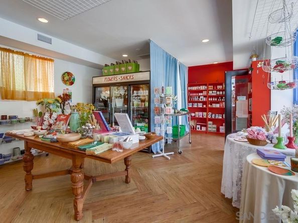 4153 1/2 Adams, San Diego CA 92116