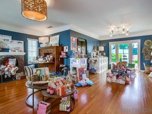 4153 1/2 Adams, San Diego CA 92116