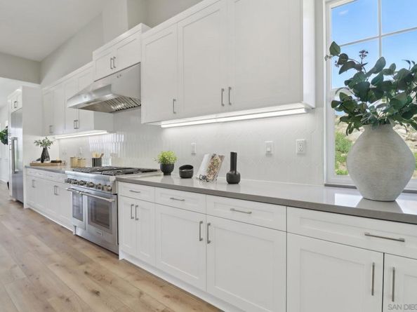 15123 Larchmont St, Poway CA 92064