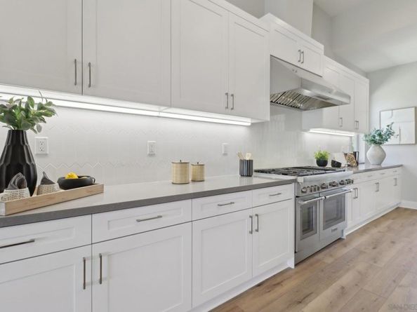 15123 Larchmont St, Poway CA 92064