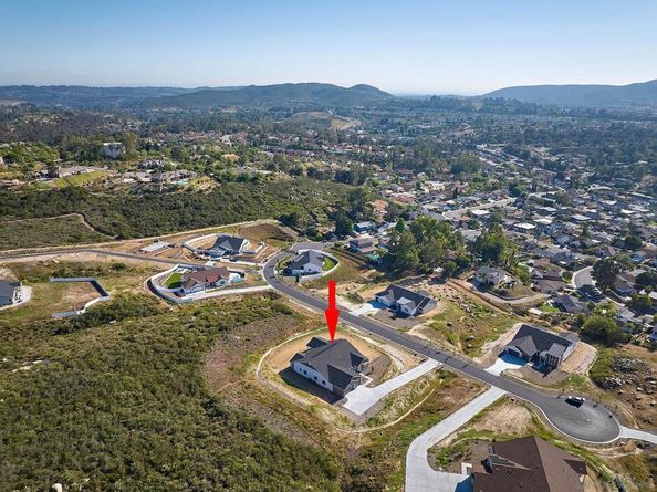 15123 Larchmont St, Poway CA 92064