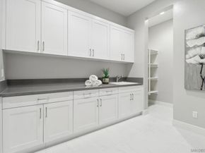 15123 Larchmont St, Poway CA 92064