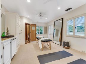 1205 Muirlands Dr, La Jolla CA 92037