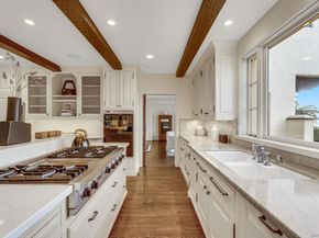 1205 Muirlands Dr, La Jolla CA 92037