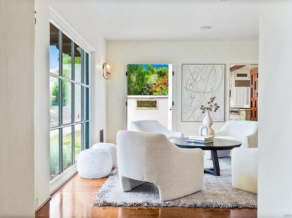 1205 Muirlands Dr, La Jolla CA 92037