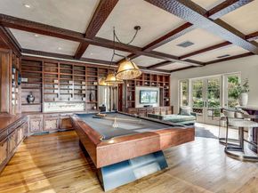 1205 Muirlands Dr, La Jolla CA 92037