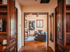 1205 Muirlands Dr, La Jolla CA 92037