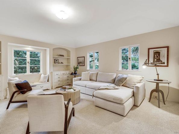 1205 Muirlands Dr, La Jolla CA 92037