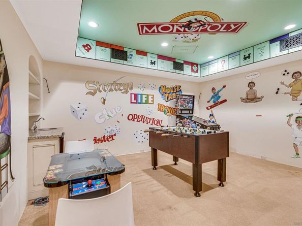 1205 Muirlands Dr, La Jolla CA 92037