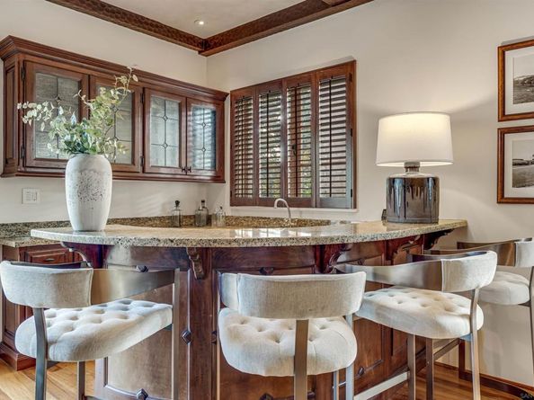 1205 Muirlands Dr, La Jolla CA 92037