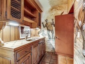 1205 Muirlands Dr, La Jolla CA 92037