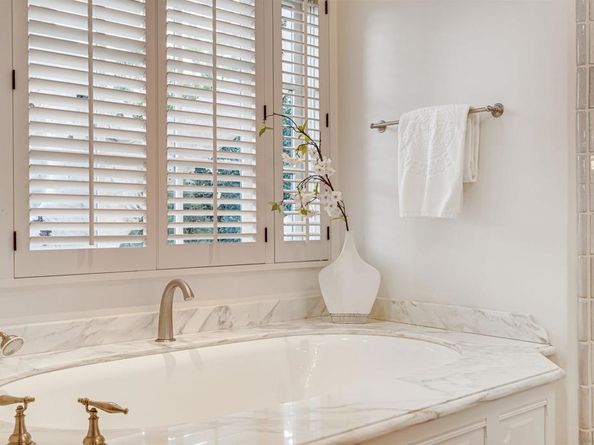 1205 Muirlands Dr, La Jolla CA 92037