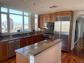 700 W Harbor 2501, San Diego CA 92101