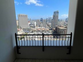 700 W Harbor 2501, San Diego CA 92101