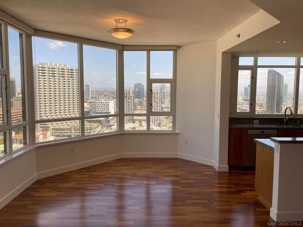 700 W Harbor 2501, San Diego CA 92101