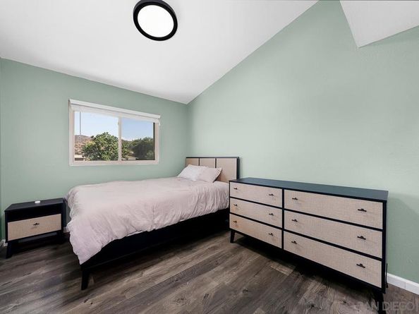 9070 Calle Lucia, Lakeside CA 92040