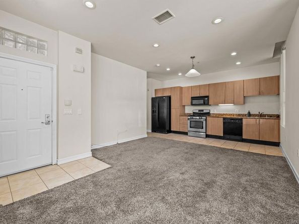 1480 Broadway 2107, San Diego CA 92101