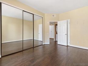 4049 Carmel View Rd 75, San Diego CA 92130