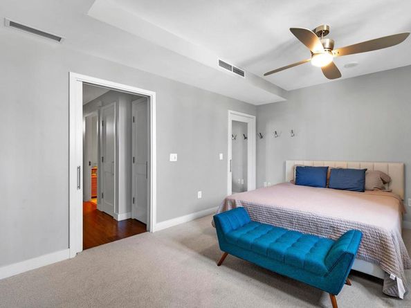 700 W E St 518, San Diego CA 92101