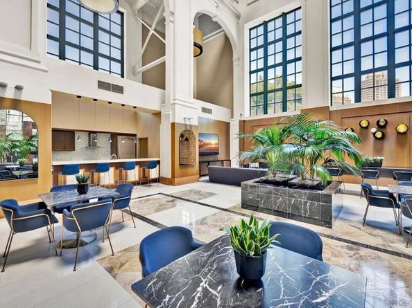 700 W E St 518, San Diego CA 92101