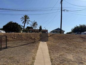 2722 2724 B Avenue, National City CA 91950
