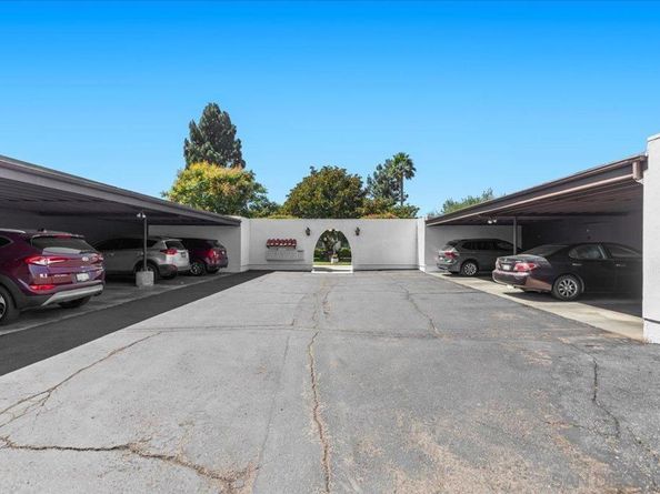 16566 Caminito Vencinos 31, San Diego CA 92128