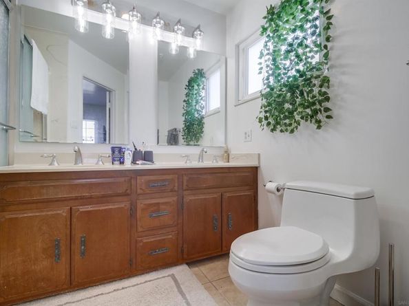 1840 Locust St, San Diego CA 92106