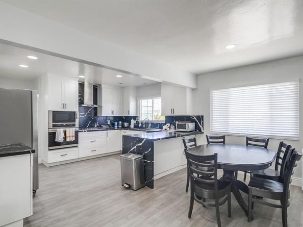 1840 Locust St, San Diego CA 92106