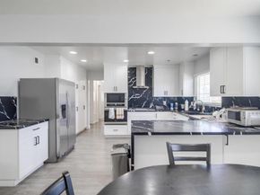 1840 Locust St, San Diego CA 92106