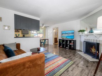 4425 Louisiana