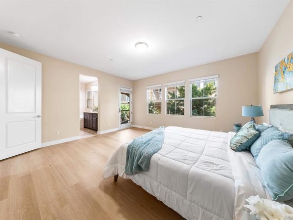 8528 Old Stonefield Chase, San Diego CA 92127