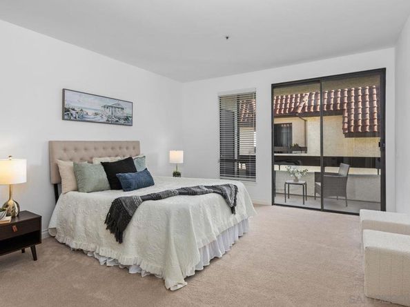 5805 Friars Rd 2405, San Diego CA 92110
