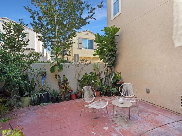 1445 Caminito Sicilia, Chula Vista CA 91915