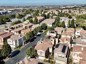1445 Caminito Sicilia, Chula Vista CA 91915